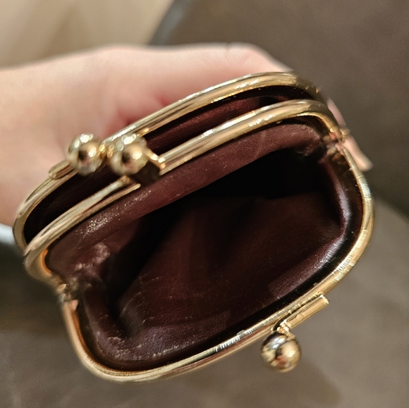 Etienne Aigner Elegant Vintage Burgundy Leather Cigarette Holder - Picture 4 of 5